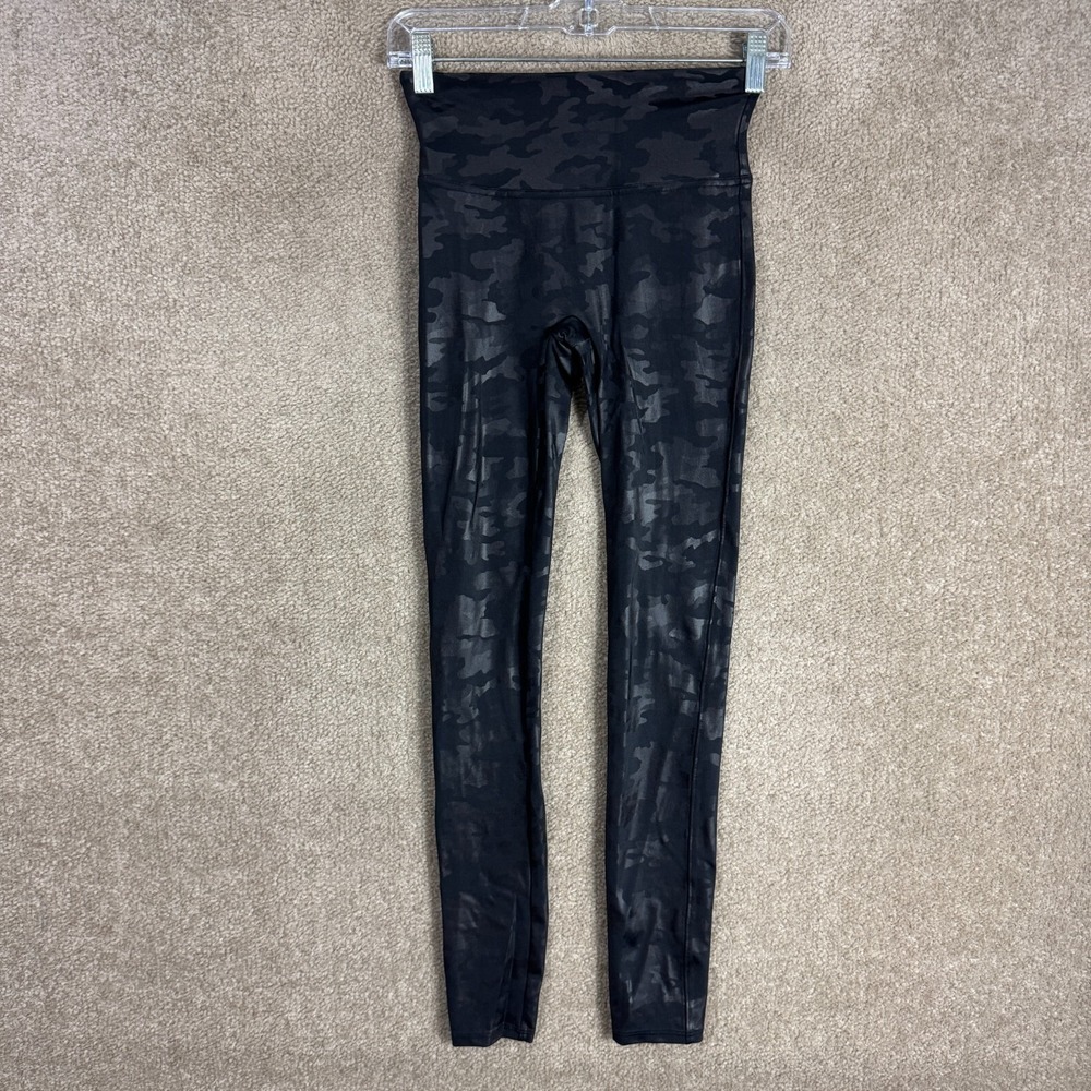 Spanx Look At Me Now Leggings Womens Small Black Camo High Rise Stretch Seamless